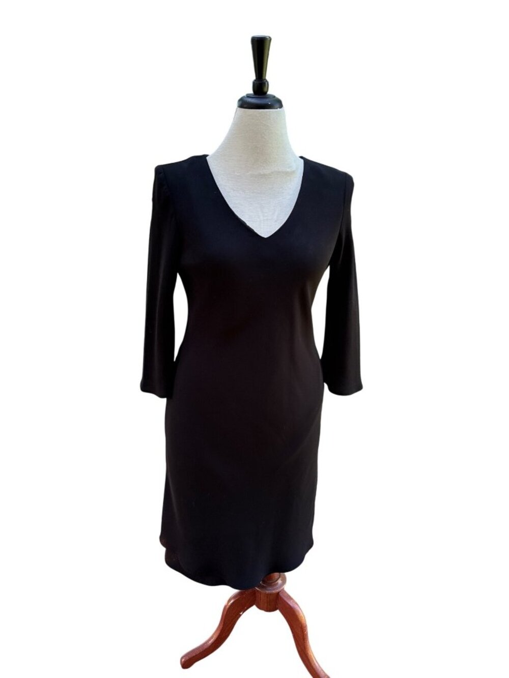 Donna Ricco Black V-Neck Dress Size 8 3/4 Sleeves Classic Style Lined Size 8